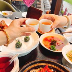 ALL GOOD IS HERE 여행 사진