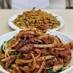 明氏饭庄黄面大王烧烤 User Photo