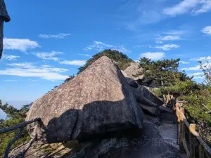 Dabieshan National Forest Park
