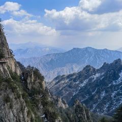 老君山枕云悬崖观景民宿·老君山顶2217云顶餐厅 User Photo