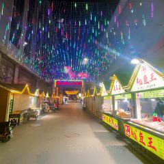 桥东区小吃街(察哈尔世纪广场店) User Photo
