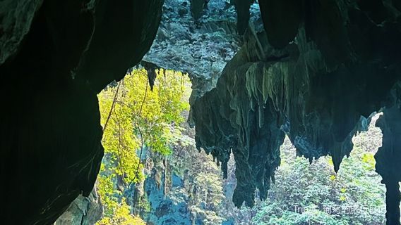 Fengshan Sanmen Haitian Window Scenic Area