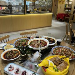 百万卤鹅重庆菜馆·家宴旗舰店(动物园店) User Photo