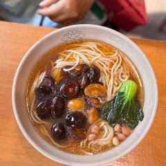 宁国素斋(华泾路店) User Photo