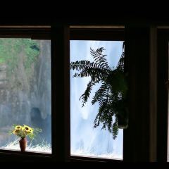 翁布悬崖瀑布咖啡 User Photo