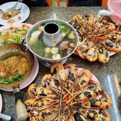 Kung Puen Praew User Photo