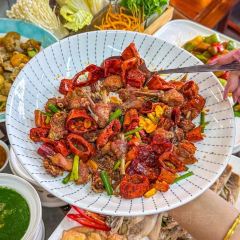 QIANCHAOYAN User Photo