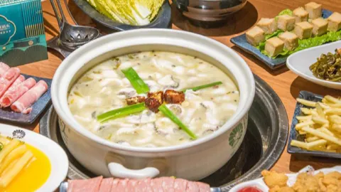 荷塘码头酸菜鱼(浦江人民广场店) in Pujiang