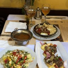 Szazeves Etterem User Photo