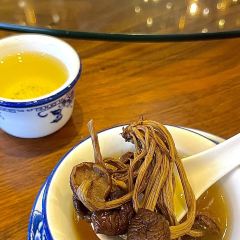 鵬城飯館張用戶圖片