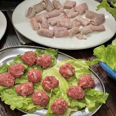 霄乡饭店·温三爷牛世家 User Photo