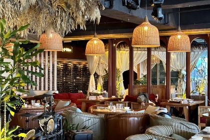 不二·民谣音乐餐酒吧(涪城店)