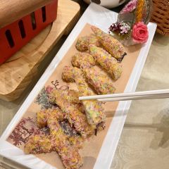 QIANCHAOYAN User Photo