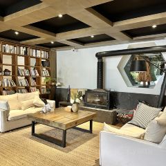 世内桃源·落日海景餐厅(双廊店) User Photo