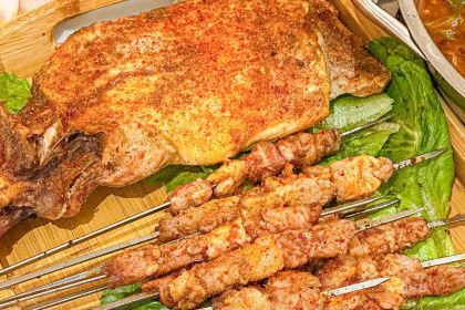 ZHUA FAN YU JIAN NANG KEN ROU