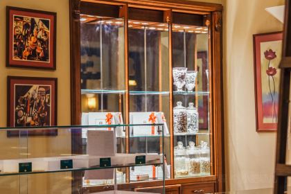 Hallab 1881 قصر الحلو