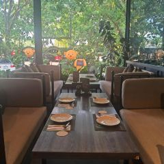 We-La-Dee Cafe & Restaurant User Photo