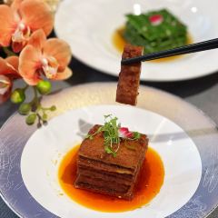 Shang Rong User Photo