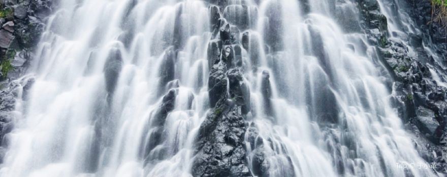 Kepirohi Waterfall