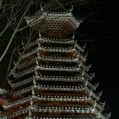 苗寨梦鸣苗家风味楼 User Photo