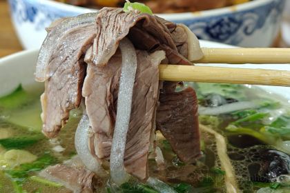 老白师泡馍烩肉(东海店)