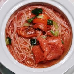 約吧YUEBAR輕奢創意餐廳張用戶圖片