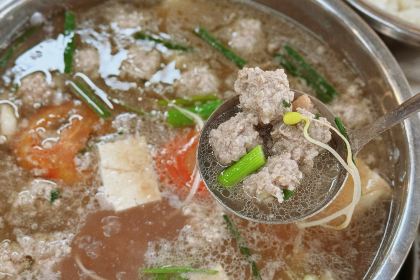 邵記豆米特色火鍋(畢節二分店)