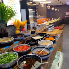 安德撸·海鲜·牛排·烤肉·火锅自助餐厅(悦萃城购物中心店) User Photo