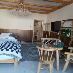 阿尔泰金牧舍 User Photo