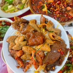 江油黎明烧肥肠(汉中店) User Photo