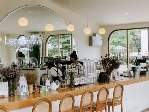 Lemon me farm (เลมอนมีฟาร์ม)