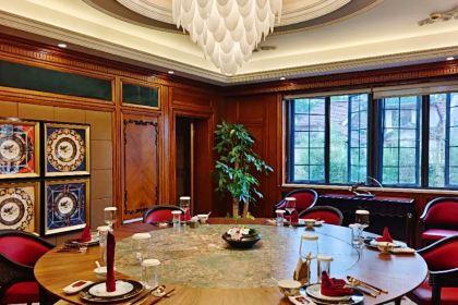 海湾荟·凤栖梧桐(镇宁路店)