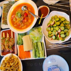 三里屯烧烤(金花园店) User Photo