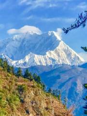 Jialabailei Peak