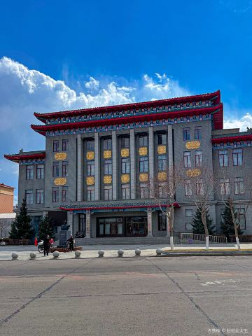 Riverside Plaza