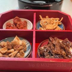 老萍巷·莲花血鸭(步行街店) User Photo