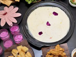鸿馥养生豆浆鸡火锅(弥勒总店)