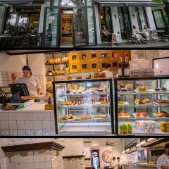 Cafeteria 여행 사진