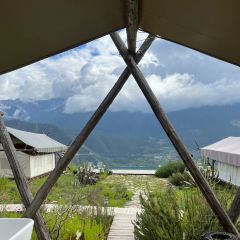 香格里拉云阶·格兰平帐篷营地·咖啡Glamping·cafe User Photo