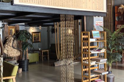 拾光画廊·咖啡(屯昌油画步行街店)