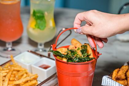 LEMON 1900 BISTRO BAR