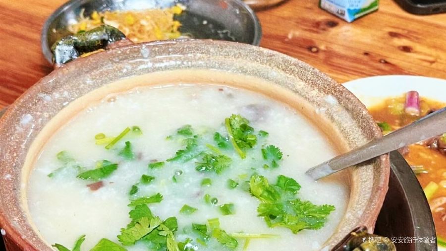 新鮮鴨粥豬雜湯