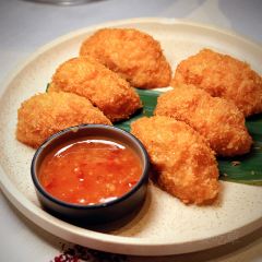 新时泰(南翔印象城MEGA店) User Photo