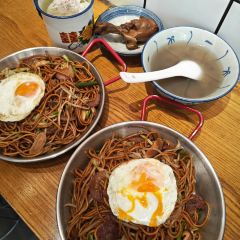 鬼手炒麵張用戶圖片