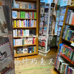 Wendel's Bookstore & Cafe 여행 사진