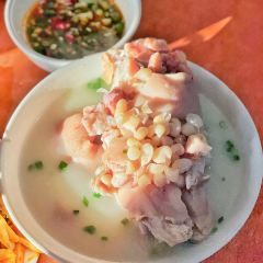 Laoyipintihua (xinjinzong) User Photo