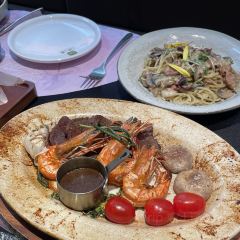 YI SHA YI CHENG User Photo