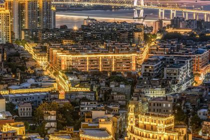 LaoMa Gong Zong Qiu (Xin Guan Jie)