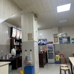 伟红蟹黄包(京城小区店) User Photo