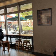星巴克(南京东郊奥特莱斯店) User Photo